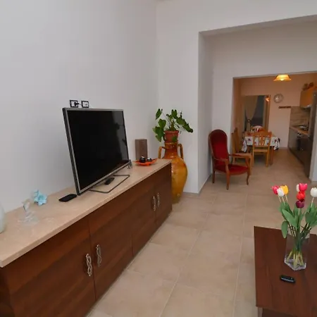 Casa Nzinu A 170 Mt Dal Mare Di *