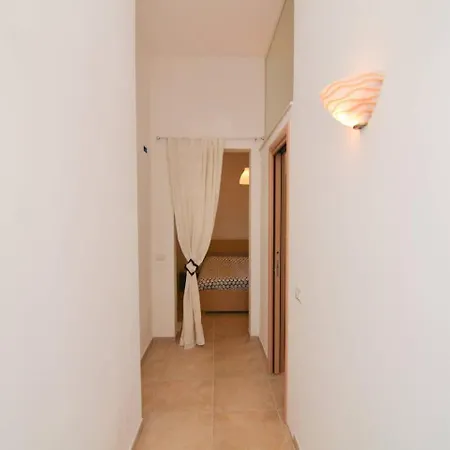 Holiday home Casa Nzinu A 170 Mt Dal Mare Di