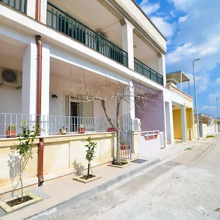 Holiday home Casa Nzinu A 170 Mt Dal Mare Di Torre Colimena
